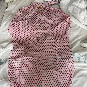 Medium Roller Rabbit nightshirt with pink hearts